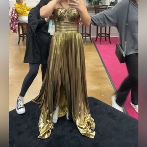 Sherri Hill Prom Dress- Gold, Style #55930, Size 6